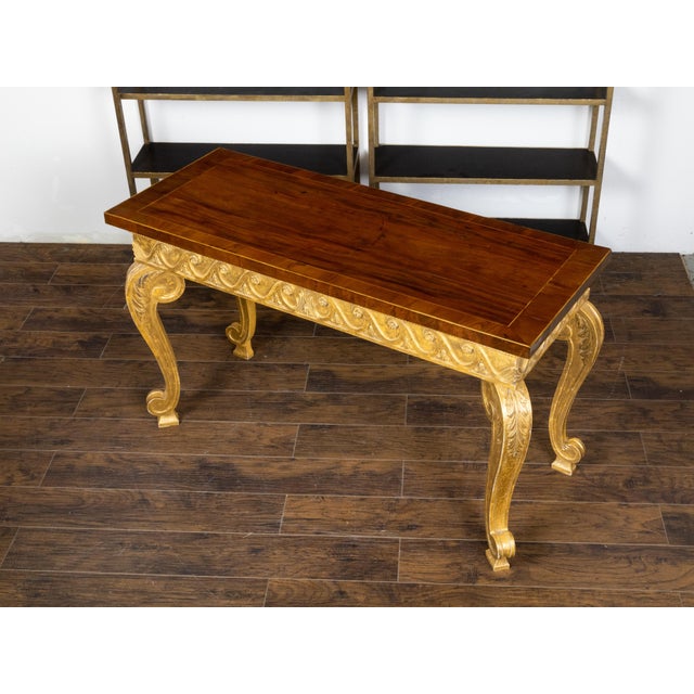English 1800s Giltwood Console Table with Mahogany Top and Vitruvian Scrolls For Sale - Image 10 of 12