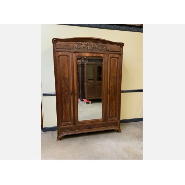 Antique Art Nouveau Wardrobe from École Nancy, 1910 For Sale - Image 9 of 9