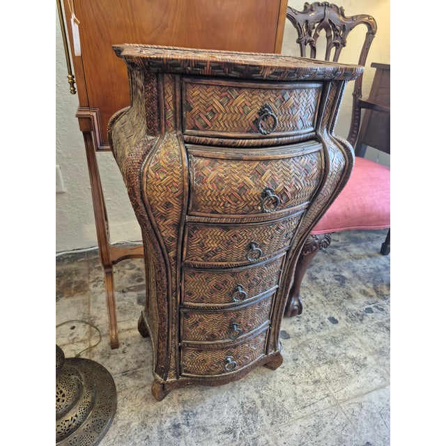 Vintage Wicker and Rattan Bombay Chest For Sale In West Palm - Image 6 of 7
