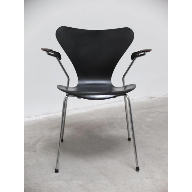 3207 Armchairs by Arne Jacobsen for Fritz Hansen, 1980, Set of 2 For Sale - Image 13 of 16