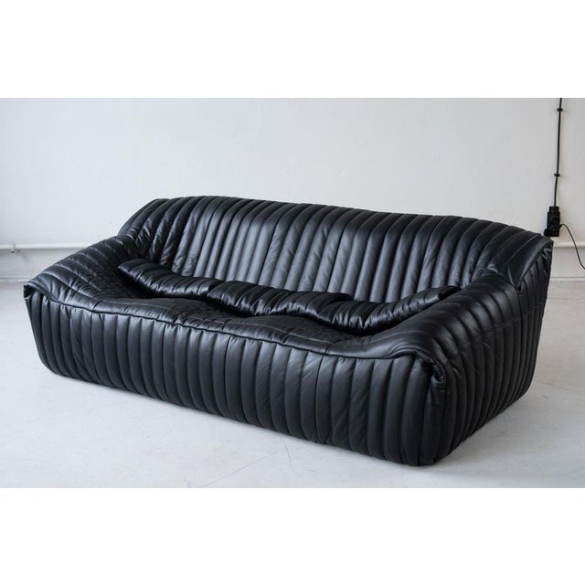 Ligne Roset Black Leather Sandra Sofa Set by Annie Hieronimus for Ligne Roset, 1973, Set of 7 For Sale - Image 4 of 18