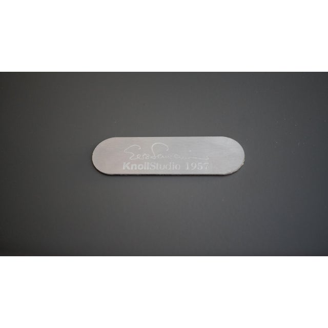 Authentic Knoll Saarinen Grey Pedestal Table Base For Sale In Boston - Image 6 of 6