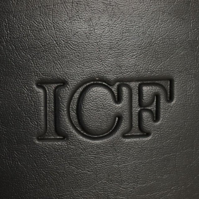 Small Sofa from ICF, 1980s-1990s For Sale - Image 9 of 12