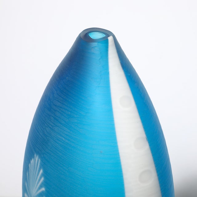 Mid-Century Hand-Blown Cerulean Blue Murano Glass Vase W/ Battuto Texturing For Sale - Image 4 of 16