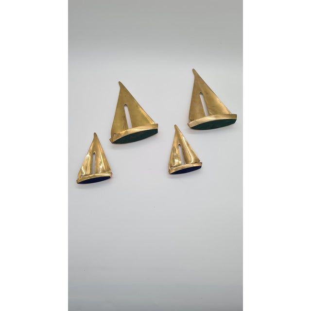 Vintage Sailboat Figurines in Golden Brass, 1970s, Set of 4 For Sale - Image 4 of 8