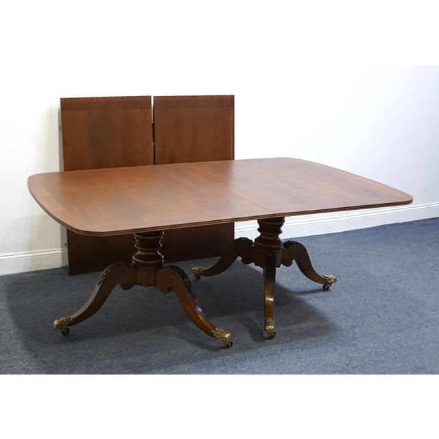 Brown Henredon Furniture Banded Mahogany Traditional Duncan Phyfe Style 115" Double Pedestal Dining Table For Sale - Image 8 of 11