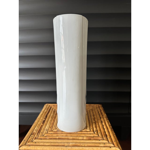 1970s Vintage 1970’s Art Deco Revival Porcelain Vase in Warm White by Hutschenreuther For Sale - Image 5 of 9