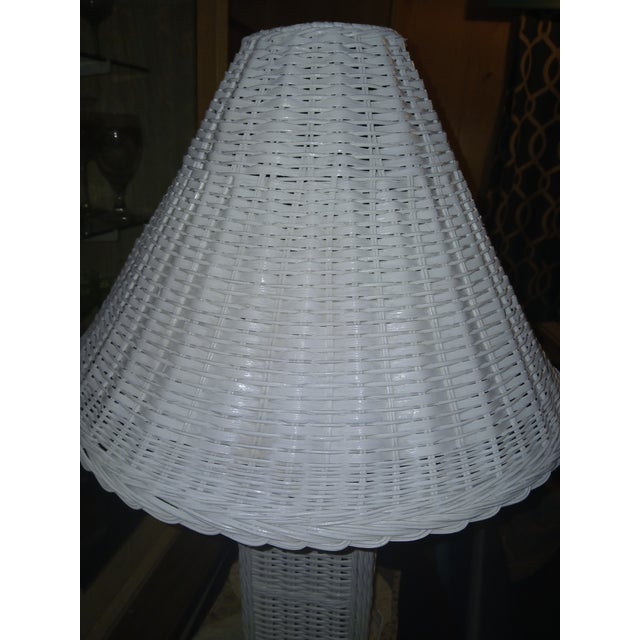 Vintage Boho Woven Wicker Rattan Table Lamp With Large Wicker Shade For Sale - Image 9 of 10