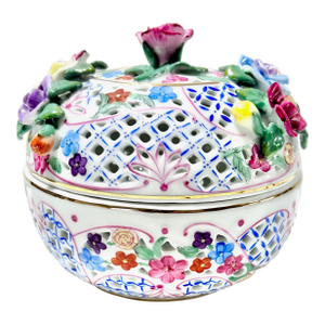 Decorative Pierced Porcelain Rose Jar With Applied Flowers - Floral Lidded Potpourri Bowl - Chinoiserie Style
