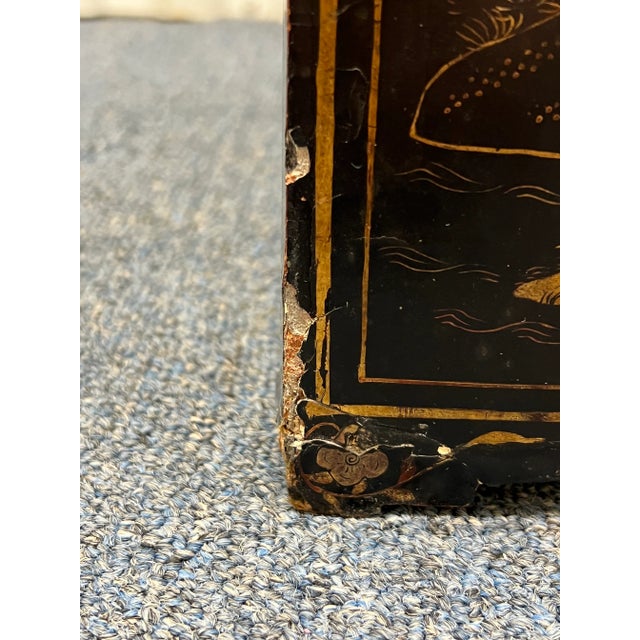 19th Century Chinese Black Lacquered Chinoiserie Curiosity Cabinet For Sale In Boston - Image 6 of 13