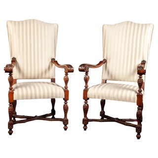 Set of 19th Century Italian Walnut Carved Armchairs For Sale