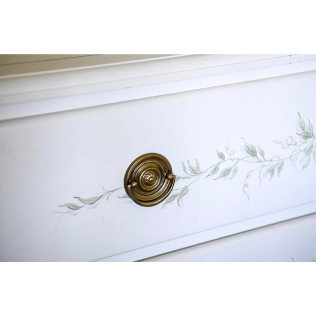Traditional Adorable Julia Gray Hand-Painted Bench Made Dresser Chest For Sale - Image 3 of 9