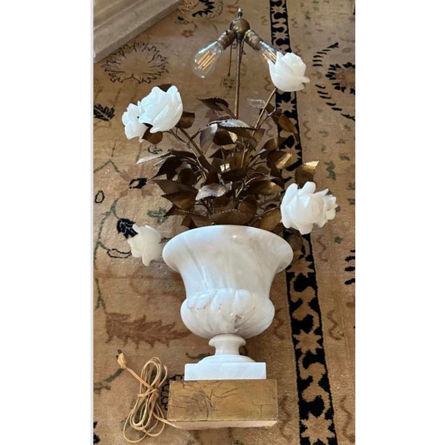 1950s Hollywood Regency Italian Alabaster & Gilt Gold Tole Floral Tall Table Lamp For Sale - Image 12 of 12