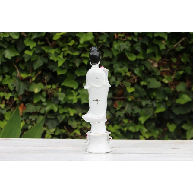 Figurative 1960s Vintage Chinese Porcelain Figure of Guanyin For Sale - Image 3 of 13