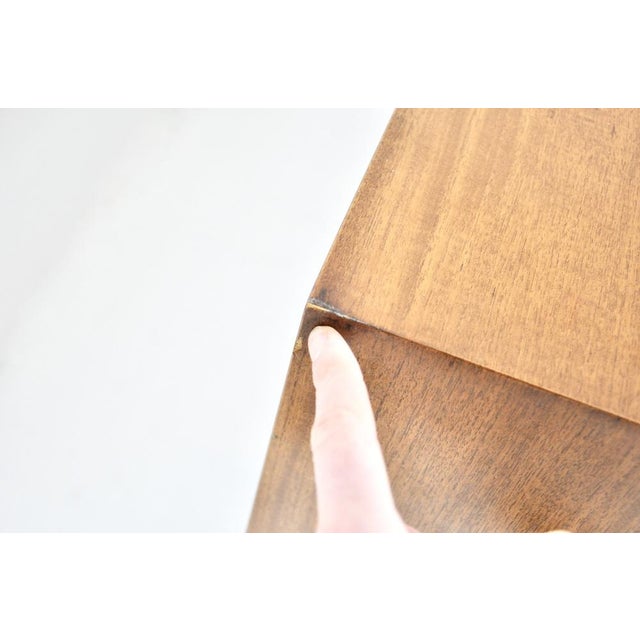 Sideboard attributed to Florence Knoll Bassett for Knoll International, 1950s For Sale - Image 12 of 13