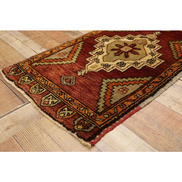 Vintage Turkish Yastik Rug - 01'10 X 03'02 For Sale In Dallas - Image 6 of 8