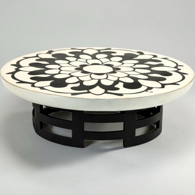 Mid-Century Modern Kittinger Muller & Barringer Black & White Lotus Cocktail Coffee Table For Sale In Atlanta - Image 6 of 6