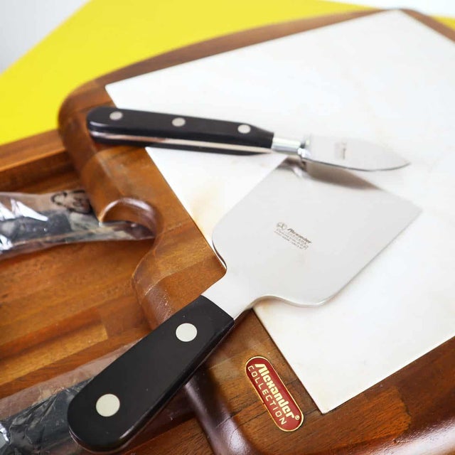 Vintage Cutting Board with Knives from Alexander Collection, 1980s, Set of 5 For Sale - Image 6 of 11