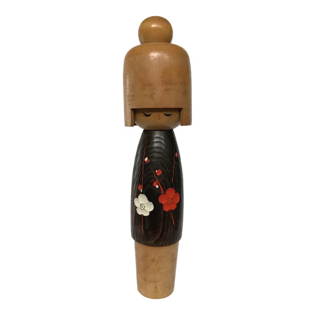 1980s Tall Usaburo Style Kokeshi Doll With Natural Wood Color Wig For Sale