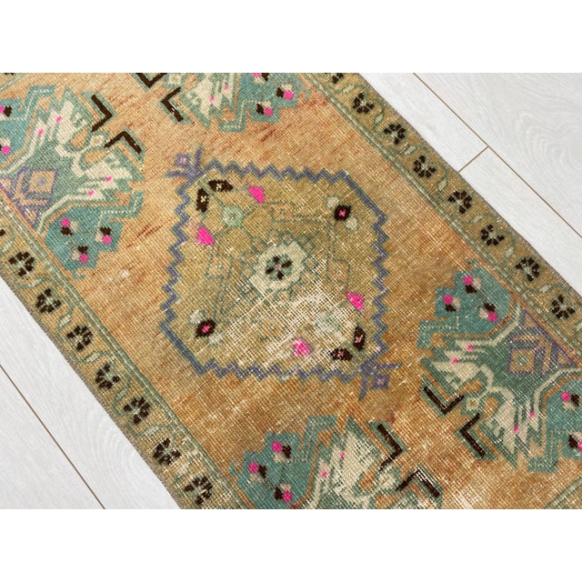 1960s Vintage Turkish Maditation Rug For Sale - Image 5 of 5