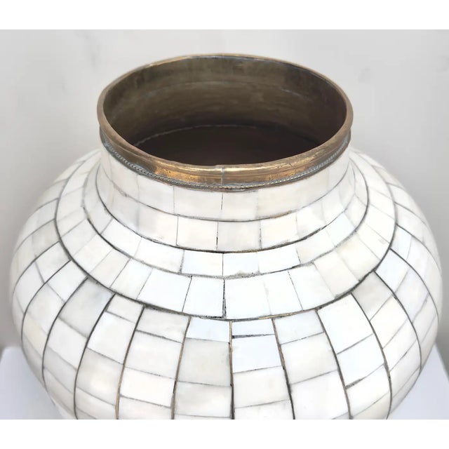 Off-white Mid-Century Off-White Mosaic Natural Bone With Brass Inlay Urn or Vase For Sale - Image 8 of 12