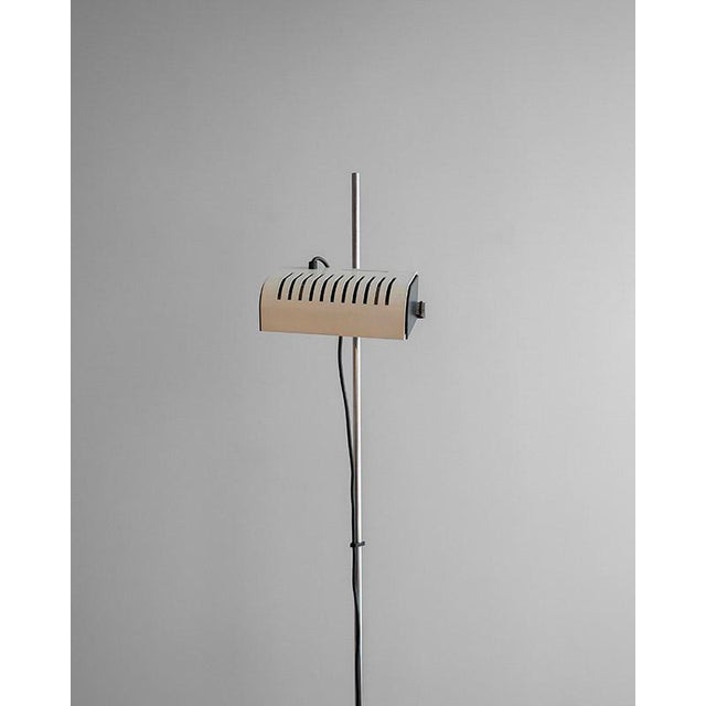 Minimalist Industrial Floor Lamp, 1960s For Sale - Image 10 of 10