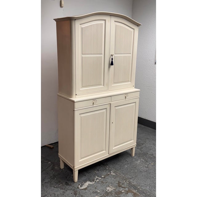Gustavian (Swedish) Carl Malmsten for Bodafors Herrgården Swedish Cabinet, Mid 20th Century For Sale - Image 3 of 13
