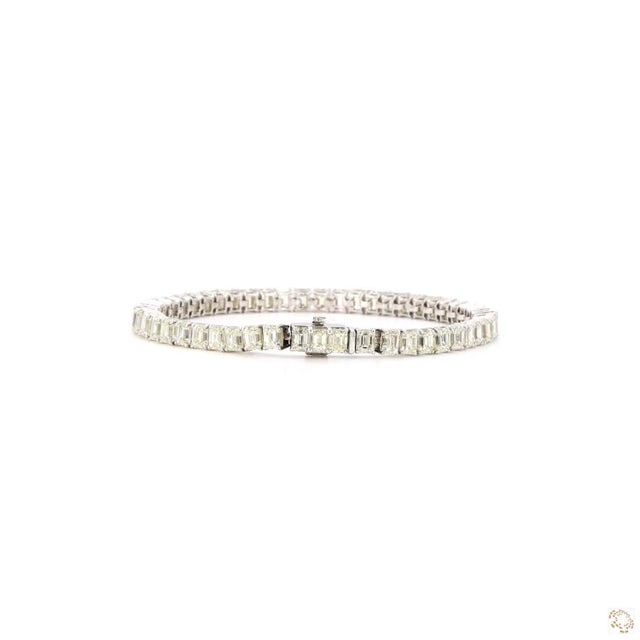 16.12 Carat Emerald Cut Diamond Bracelet For Sale In New York - Image 6 of 9