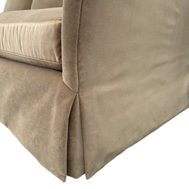 English Lee Industries Performance Transitional Sofa For Sale - Image 3 of 9