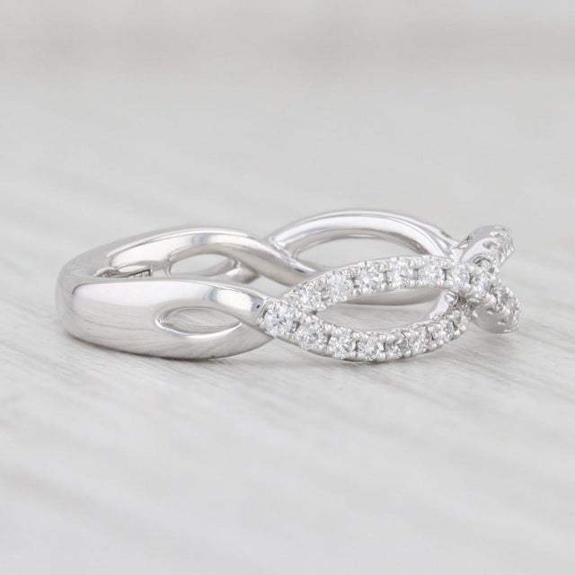 Modern Woven 0.35ctw Diamond Ring 18k White Gold Sz 5.75 Wedding Band Stackable a Jaffe, Size 5.75 For Sale - Image 3 of 8