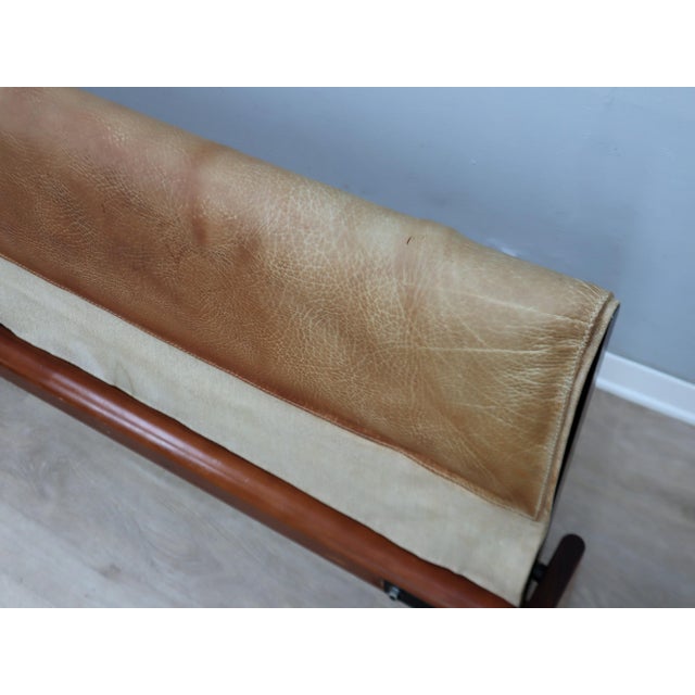 Walnut and Leather Bed attributed to Tobia Scarpa for Stildomus, 1970s For Sale - Image 9 of 13