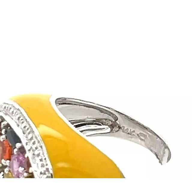 Late 20th Century Multicolor Sapphire & Yellow Enamel 14k White Gold Oval Top Ring, Size 6.5 For Sale In Miami - Image 6 of 6