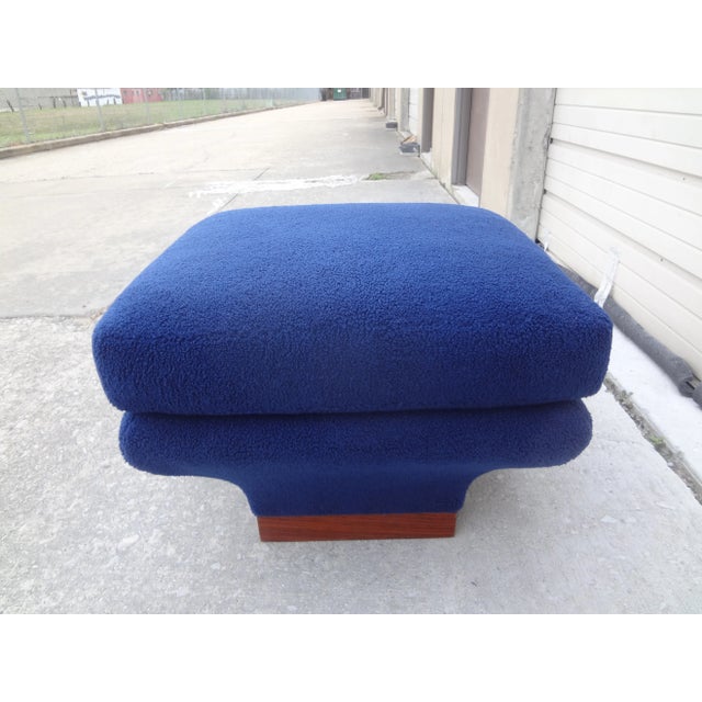 Blue French Mid-Century Modern Ottoman Attributed to Pierre Paulin For Sale - Image 8 of 11