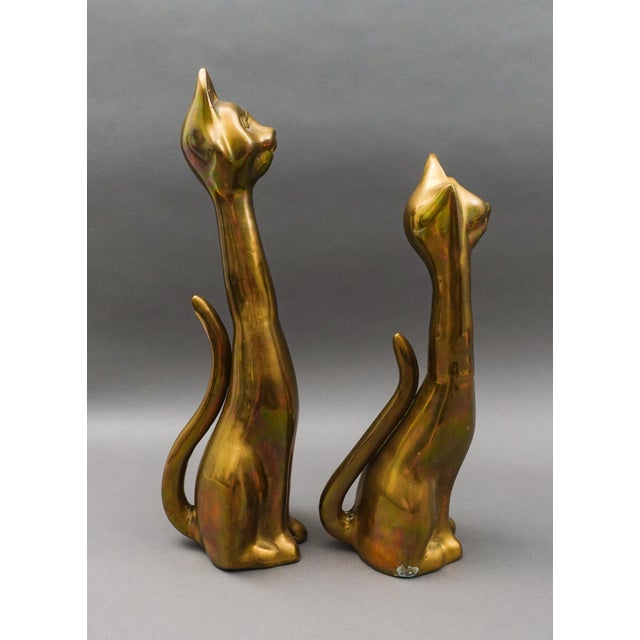 Vintage Mid Century Modern Stylized Siamese Cats Brass Figurine Sculpture Pair For Sale In Miami - Image 6 of 9