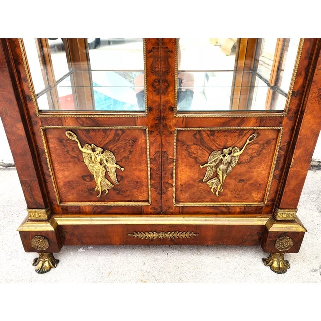 Louis XV Display Case Vitrine For Sale - Image 4 of 12