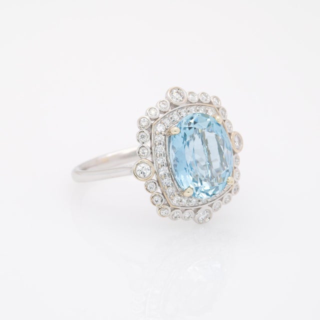 3.1Ct Aquamarine Ring With Natural Diamonds Accents: Solid 14k Gold, Size 6.75 For Sale In Columbus - Image 6 of 8