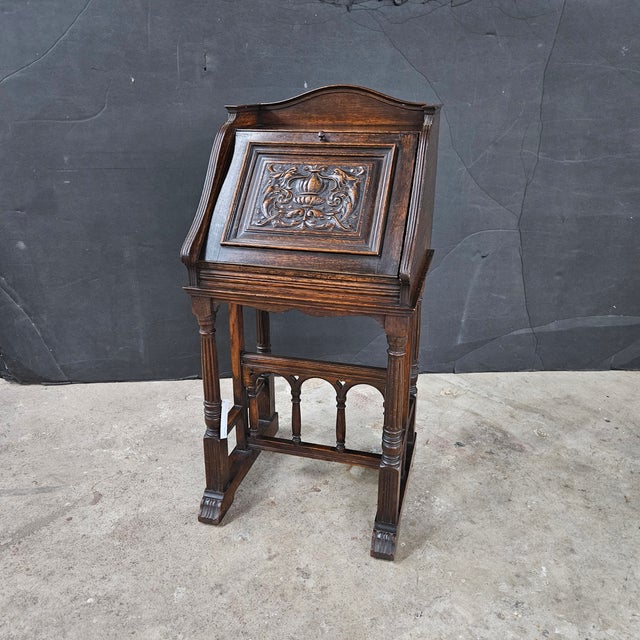 Antique Oak Secretary/Bureau/Lecturn With Carved Front Fall on Turned Leg Base For Sale - Image 16 of 17