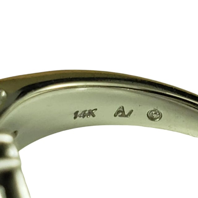 Late 20th Century 14 Karat White Gold and Diamond Bypass Ring Size 7 For Sale In New York - Image 6 of 7