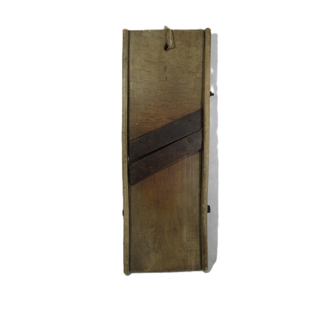 I just love these old kitchen objects and tools , it no longer actually works it is now a charming piece of decor. 17" x...