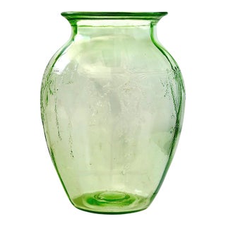 Cameo Green Depression Uranium Glass Vase For Sale