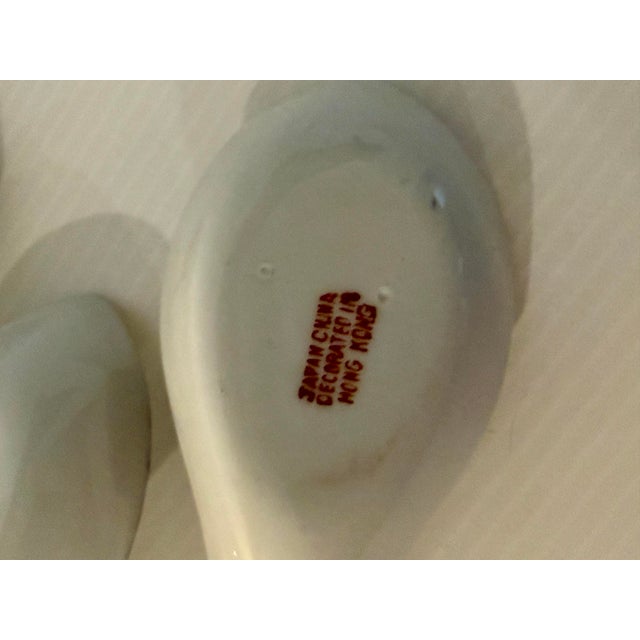 Vintage Hong Kong Porcelain Chinese Soup Spoons, Pink Floral & Longevity Motif Famille Rose Style — Set of 4 For Sale - Image 9 of 10