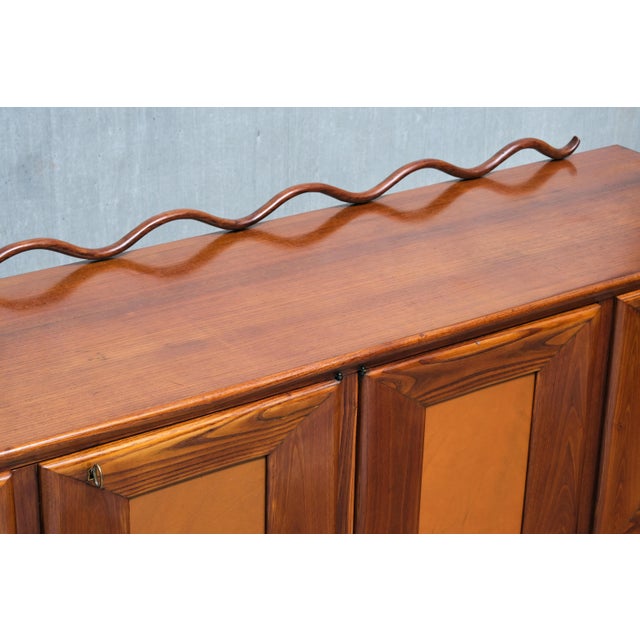 Brown Italian Modern Walnut and Leather Sideboard with Undulating Cornice, 1950s For Sale - Image 8 of 16
