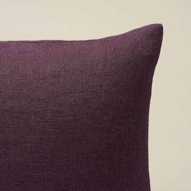This pillow features Jumi Stonewashed Linen with a Knife Edge finish. Jumi Stonewashed Linen features a natural slubbed...