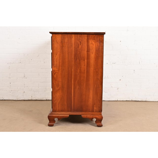 Stickley Georgian Solid Cherry Wood Four-Drawer Chest of Drawers, Circa 1950s For Sale - Image 13 of 15