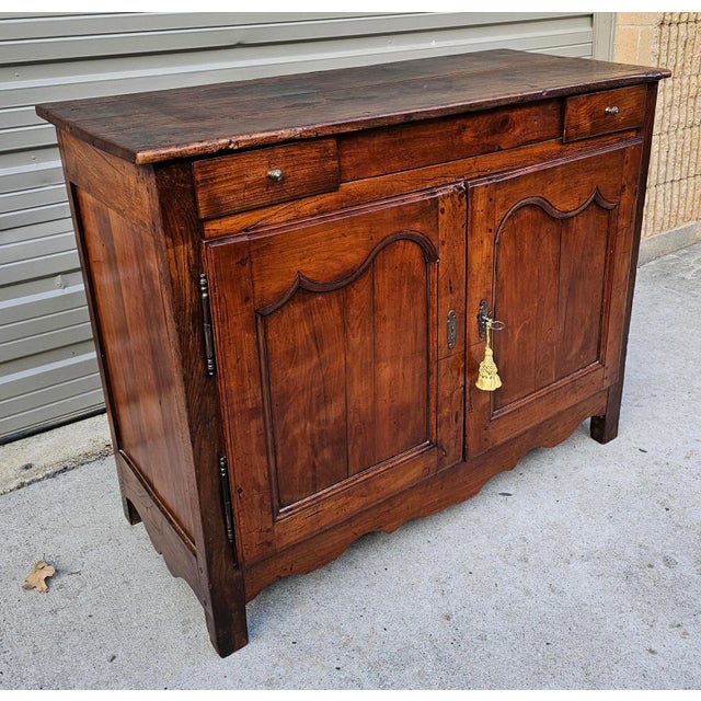 Antique 18th Century French Country Vaisselier For Sale - Image 4 of 12