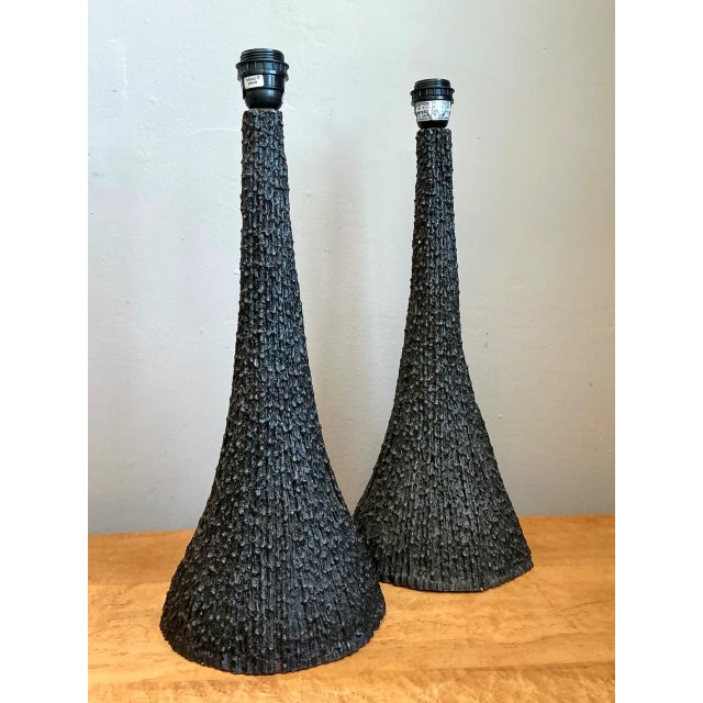 Late 20th Century Vintage Textured Resin Table Lamps - Pair For Sale - Image 5 of 12