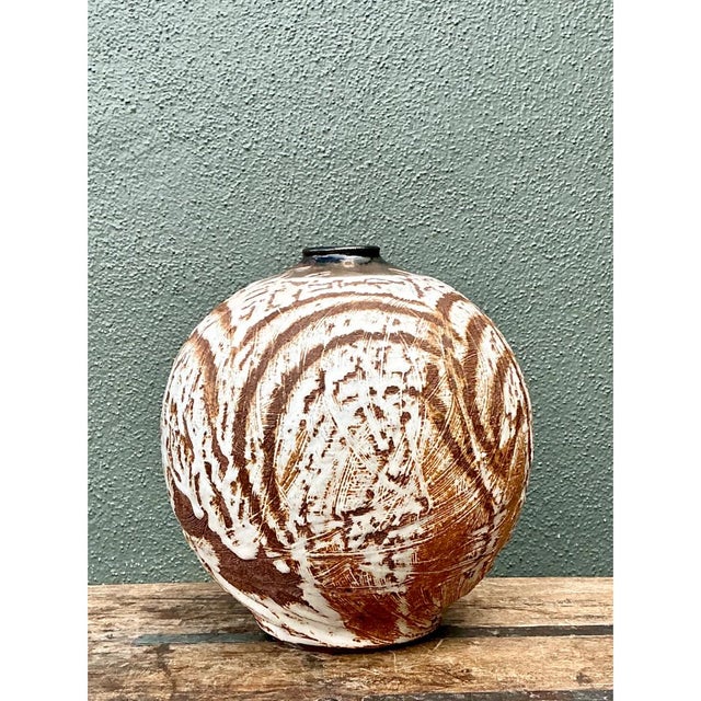 Late 20th Century Vintage Abstract Ceramic Vessel For Sale - Image 5 of 12