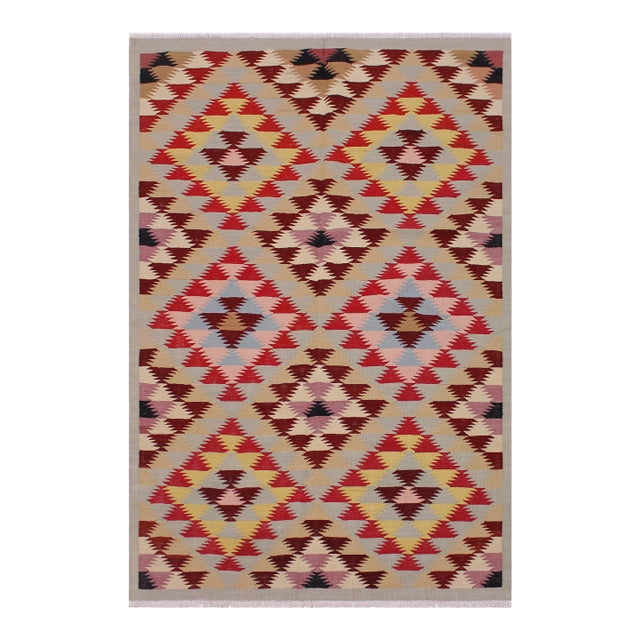 Bohemian Kilim Gray Red Wool Rug - 4'8" X 6'4" For Sale