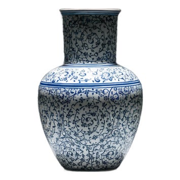 Handmade Ceramic Vase (20cm) – Blue and White Golden Horn Halic Pattern – Spiral Scrolls Design For Sale