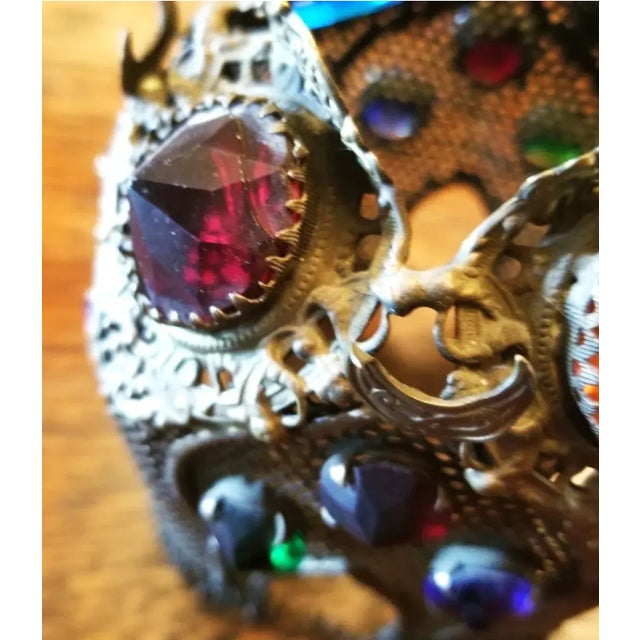 1910s Small Victorian Bejeweled Pierced Brass Goblet-Shaped Stand and Shade For Sale - Image 4 of 9